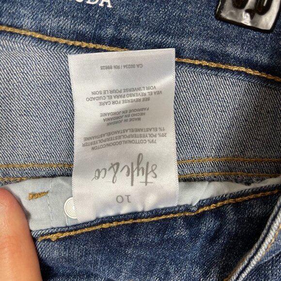 Style & Co denim shorts bermuda blue size 10 longer length everyday wear - Picture 5 of 6